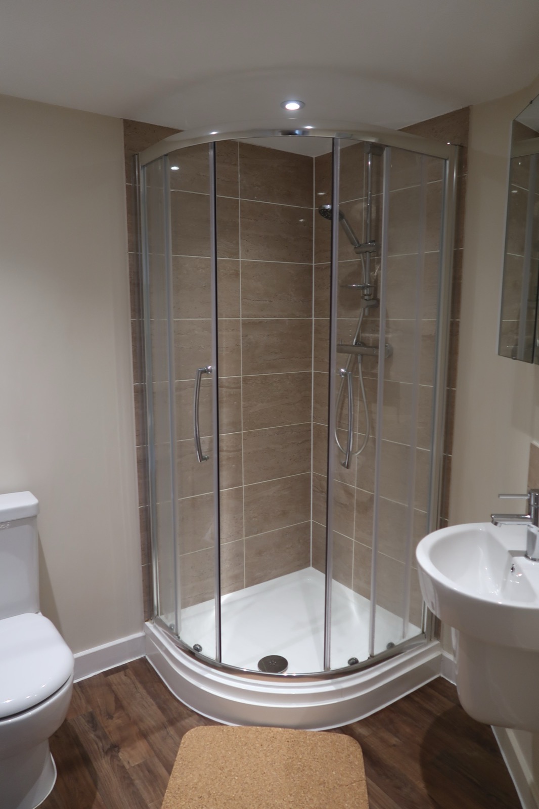 Bathroom, Flat 3 Richmond Court